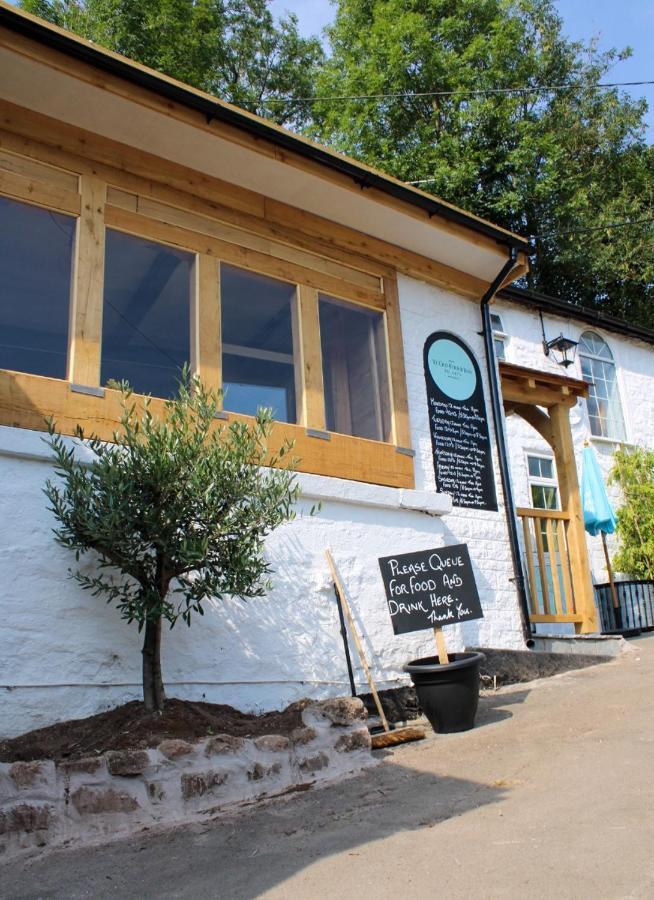 Ye Old Ferrie Inn Symonds Yat Eksteriør bilde